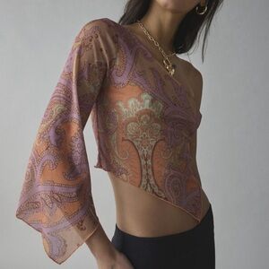 URBAN OUTFITTERS Kimchi Blue Asymmetric One-Shoulder Mesh Top (Orange Multi)